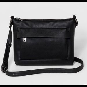 Universal Thread Zip Closure Crossbody Bag